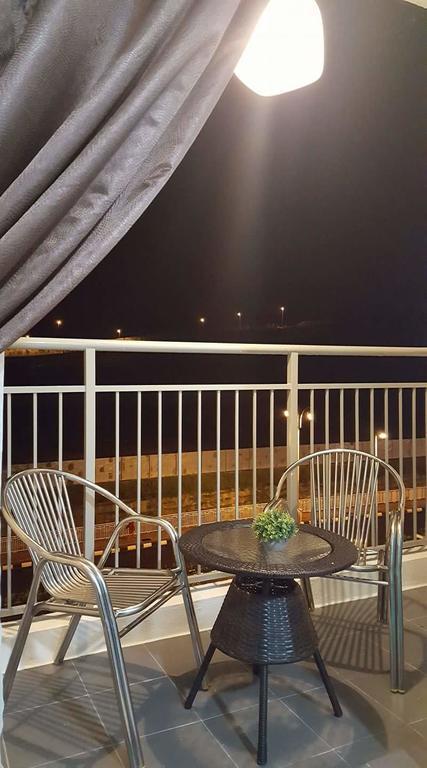 קמרון היילנדס Feel Homestay מראה חיצוני תמונה